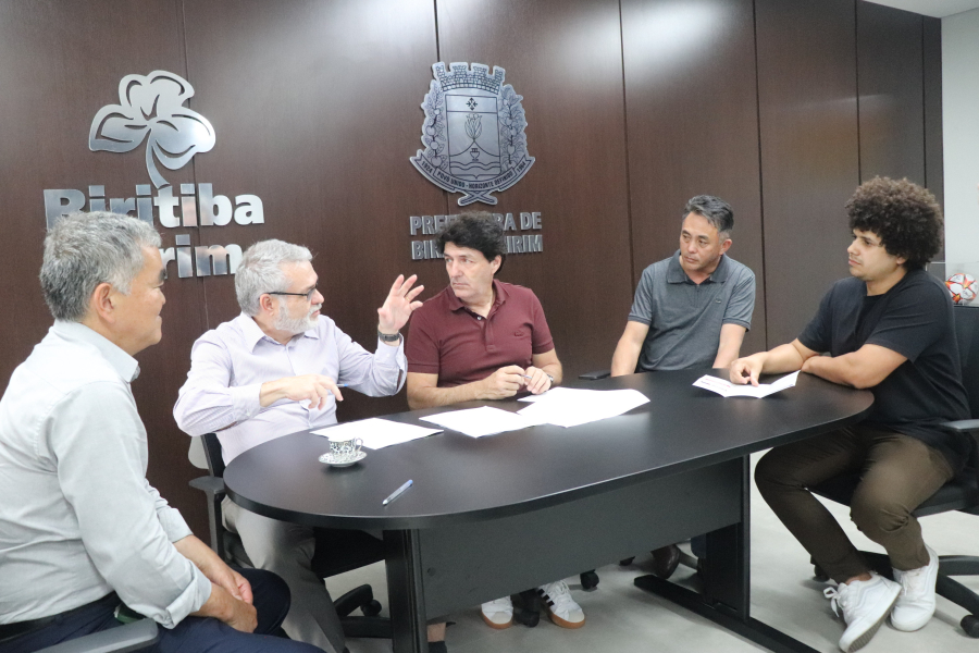 BIRITIBA CELEBRA CONVÊNIO COM A RECEITA FEDERAL PARA INÍCIO DOS SERVIÇOS NA SECRETARIA DE DESENVOLVIMENTO ECONÔMICO