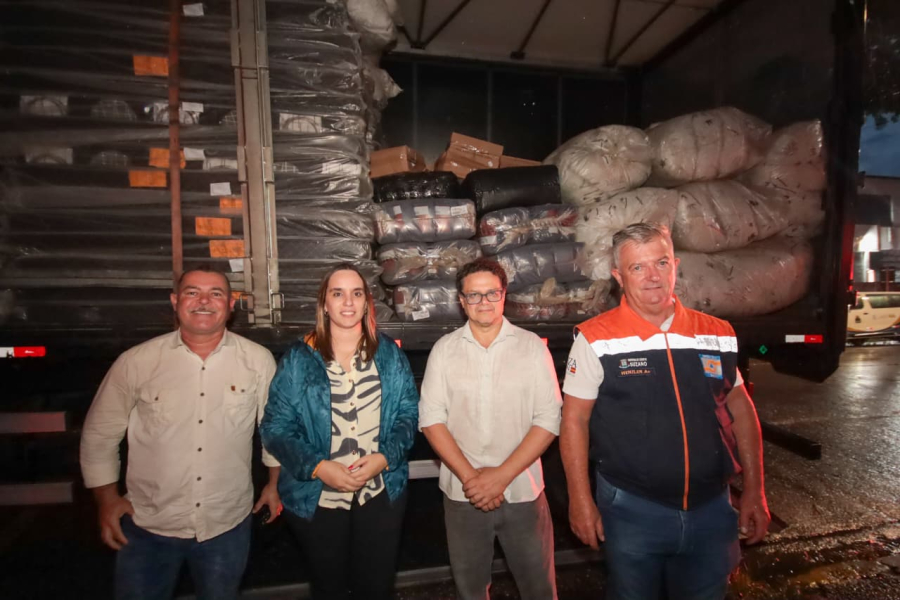 Assistência Social inicia distribuição de cestas e kits a famílias atingidas pelas chuvas