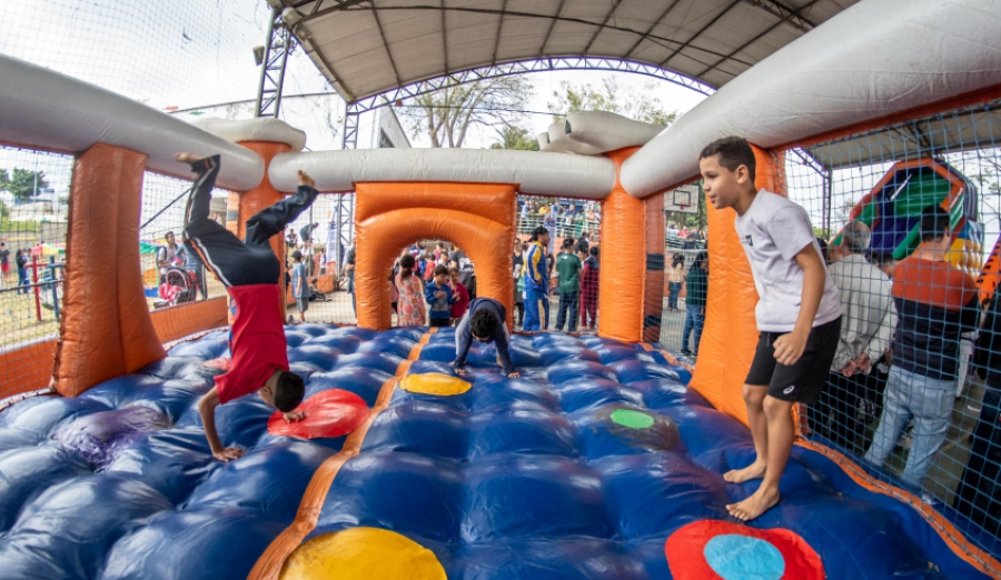 Vila Lavínia recebe primeira edição de 2026 do projeto Rua Mais Feliz neste sábado