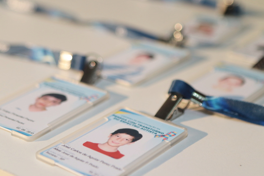 Assistência Social ultrapassa marca de 1,1 mil carteiras emitidas a pessoas com TEA