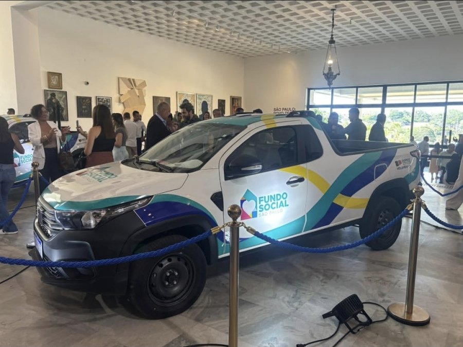 Fundo Social de Biritiba Mirim recebe nova caminhonete para reforçar ações sociais