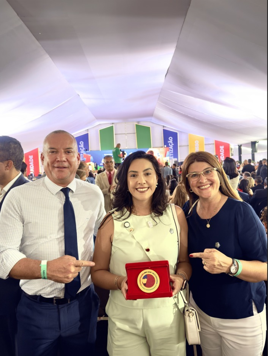 Ferraz recebe a premiação Selo Outro pela segunda vez consecutiva em Brasília