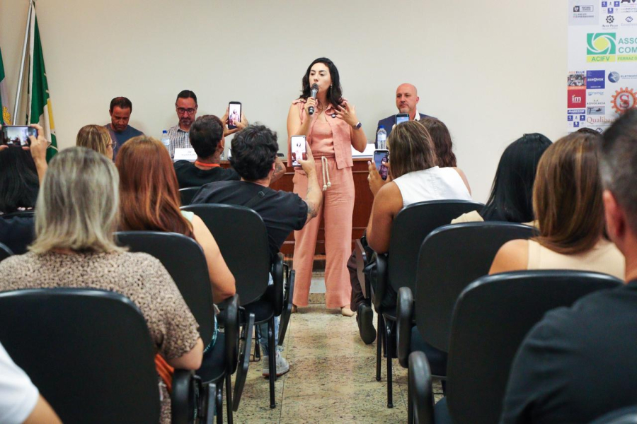 Ferraz lança Programa Operação Trabalho com inscrições abertas para desempregados