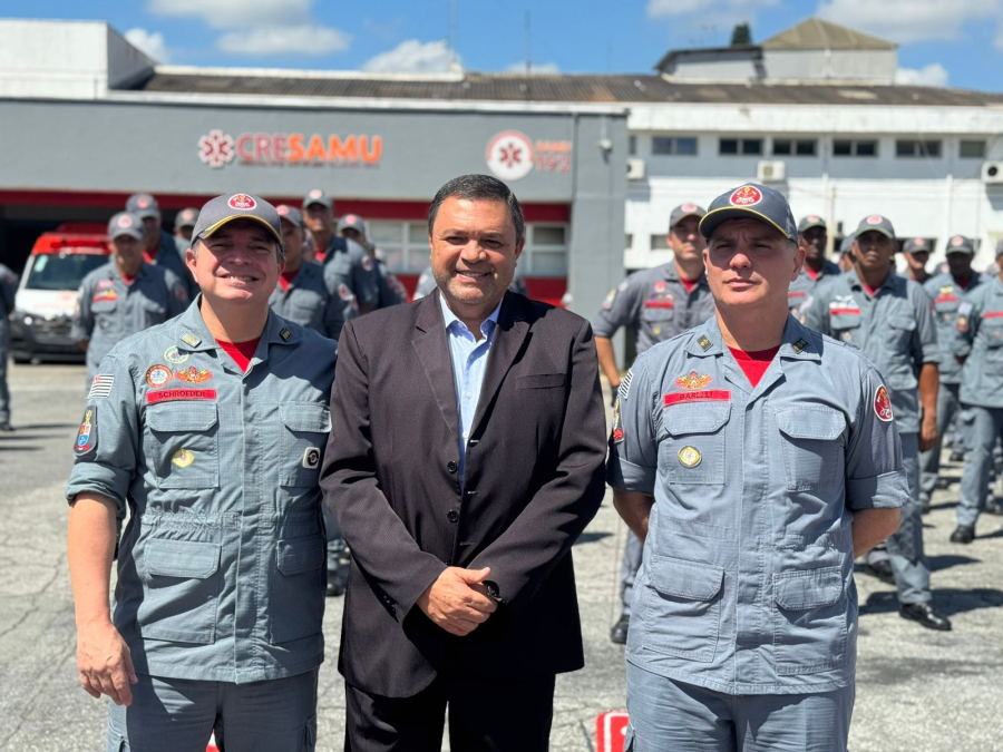 Marcos Damasio destaca recursos enviados ao 17º Grupamento de Bombeiros durante solenidade em Mogi