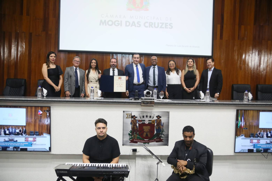 Engenheiro Willian Merlin Jacob recebe título de Cidadão Mogiano