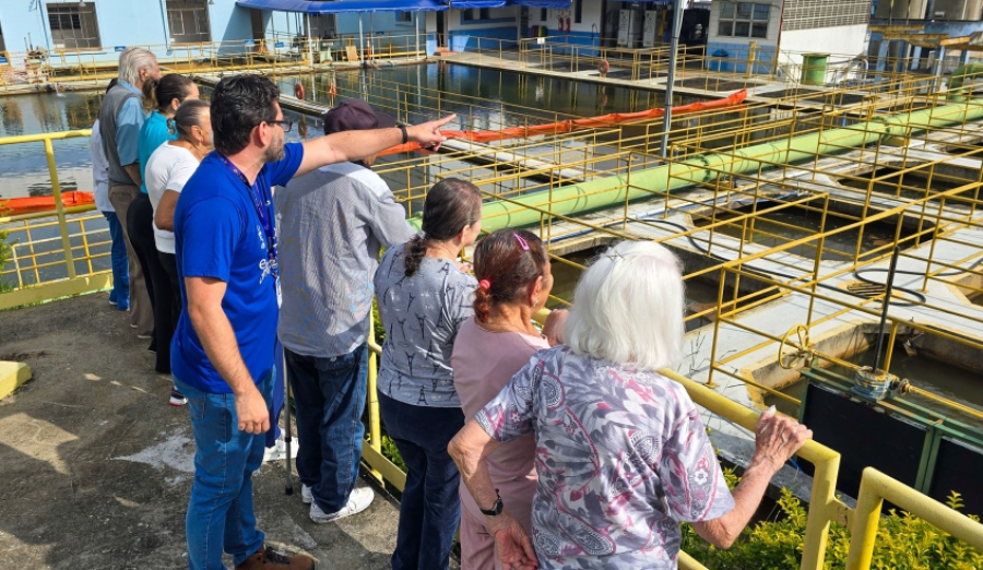 Grupo do Centro Dia do Idoso visita Semae Mogi das Cruzes e conhece sistema de tratamento de água