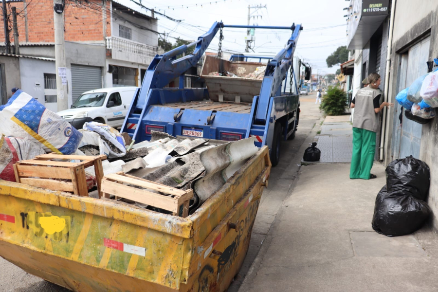 Meio Ambiente apreende caçambas irregulares na região norte