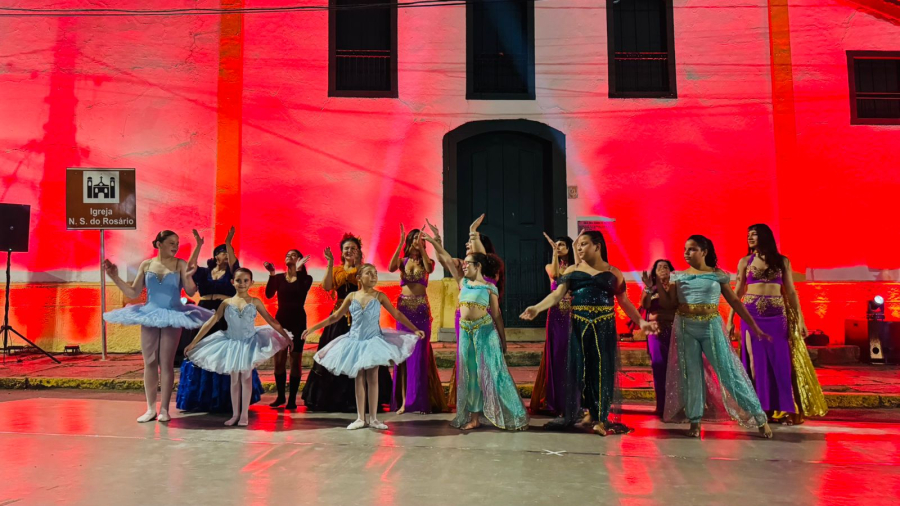 SANTA ISABEL EM MOVIMENTO: ARTE, EMOÇÃO E IDENTIDADE NA PRAÇA DA BANDEIRA