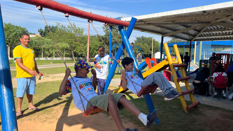 GINCANA DO AUTISMO REÚNE FAMÍLIAS E FORTALECE A INCLUSÃO EM ARUJÁ