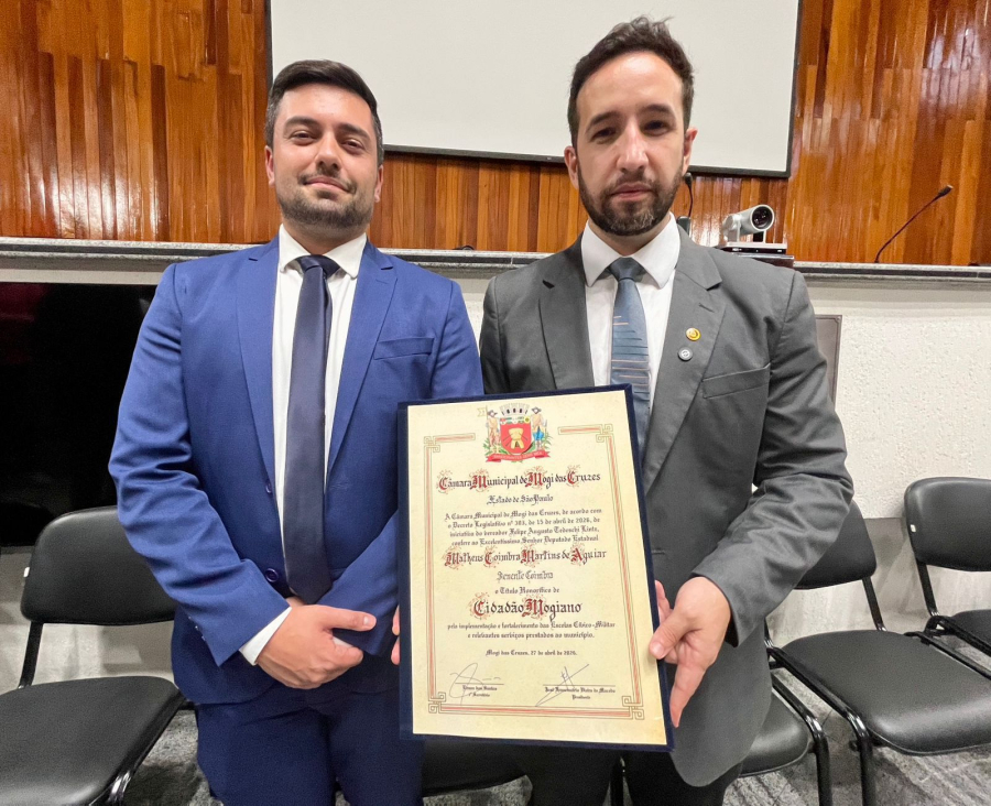Em noite de homenagem, Tenente Coimbra anuncia meta de dobrar escolas cívico-militares no estado de São Paulo: “Não vamos parar