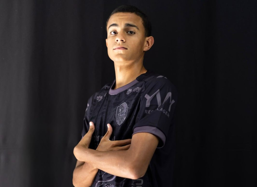 De Itaquá para o mundo: aos 17 anos, Davi Lima deixa o Itaquá Athletico Clube rumo ao futebol europeu