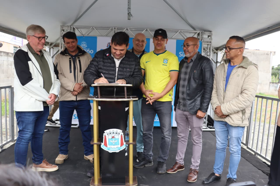 Prefeitura lança pedra fundamental para construção de praça na Vila Fátima