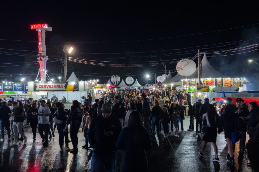 ARUJÁ FEST TERÁ ÁREA PCD, ESPAÇO DE ACOLHIMENTO À MULHER E ÁREA DE DESCOMPRESSÃO