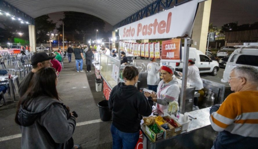 Feiras noturnas de Mogi terão mais opções de caldos e bebidas quentes a partir deste mês
