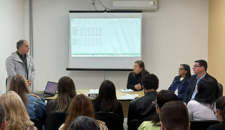 Vice-prefeito Téo Cusatis participa de reunião da Câmara Técnica de Saúde para integrar e alinhar atendimento à população