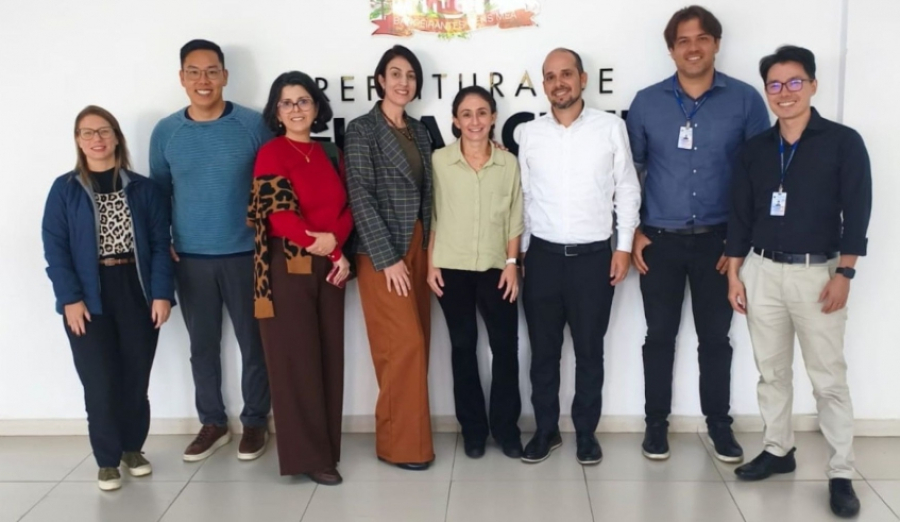 Controladoria-Geral recebe visitantes de Bertioga para reunião técnica e troca de experiências