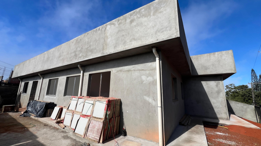 NOVO CRAS MIRANTE GANHA FORMA E SE APROXIMA DA FASE FINAL DAS OBRAS EM ARUJÁ