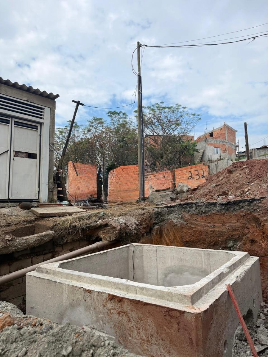 Obras de drenagem avançam no Jardim Soeiro para ampliar vazão de águas pluviais