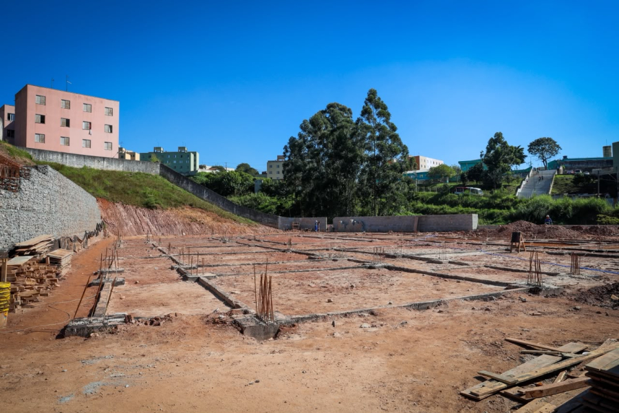 Construção da EMEB Tom Jobim avança para nova etapa