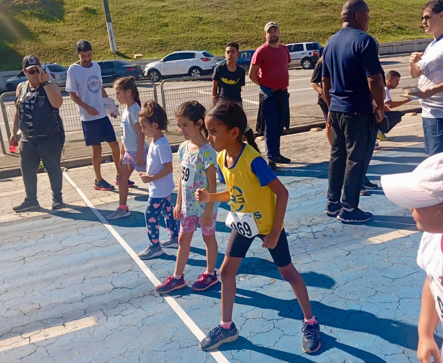Projeto Sonho Brilhante promove 2ª etapa da Corrida Kids de Itaquá com apoio da prefeitura