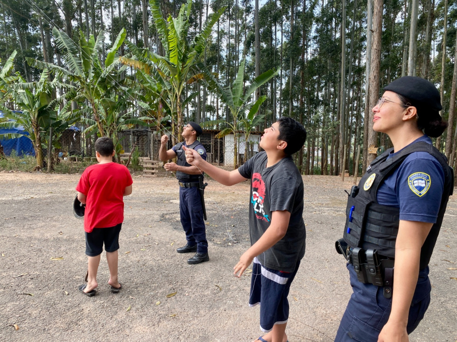 GCM de Itaquá intensifica fiscalização contra linhas de pipa com materiais cortantes para prevenir acidentes e salvar vidas