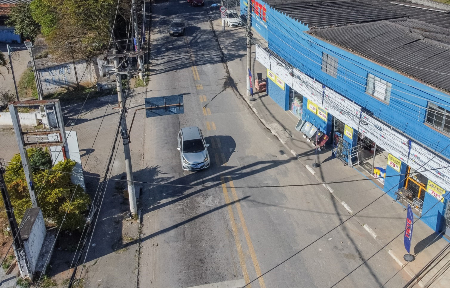 Trecho da rodovia Alberto Hinoto é liberado após obras da Sabesp em Itaquá