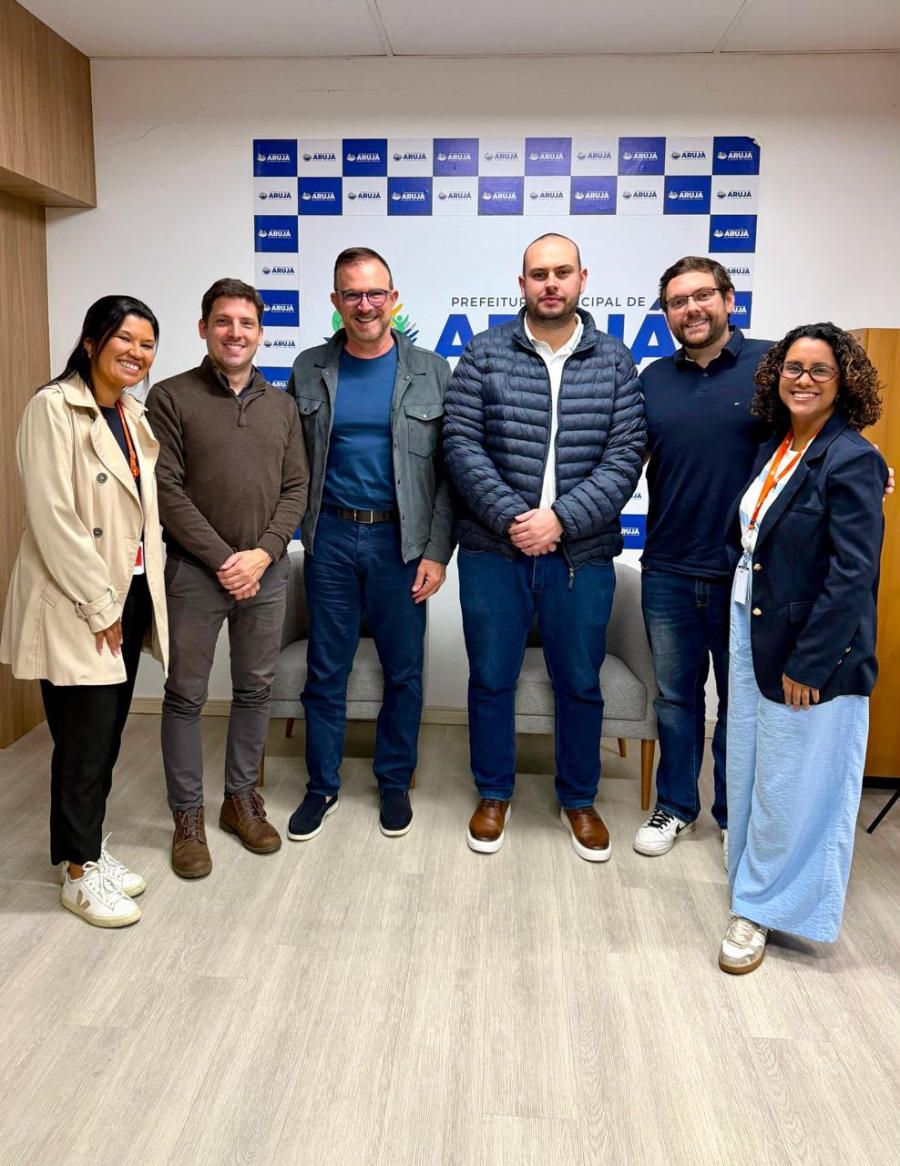 Arujá articula parceria para mutirão com quase 3 mil vagas de emprego