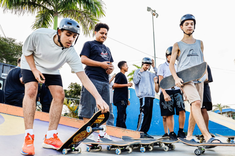 ‘Juventude no Parque’ mobiliza mil jovens com ações culturais, esportivas e de recreação no Max Feffer