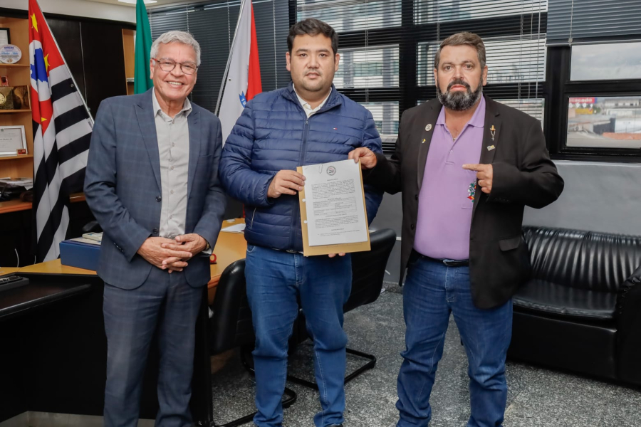 Prefeitura assina convênio com Associação dos Municípios de Interesse Turístico