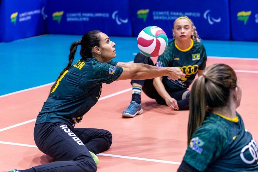 Servidora da Prefeitura de Suzano é destaque no voleibol sentado nacional