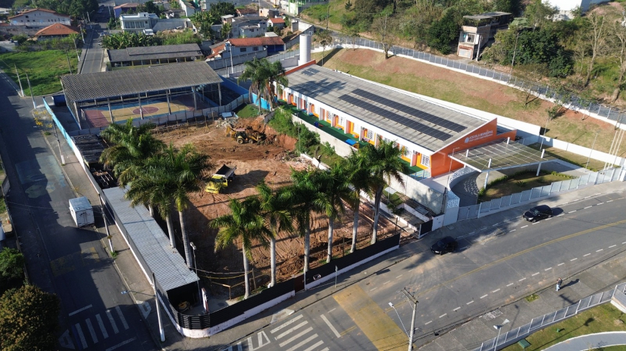 Prefeitura de Guararema inicia obras de nova escola no Jardim Dulce