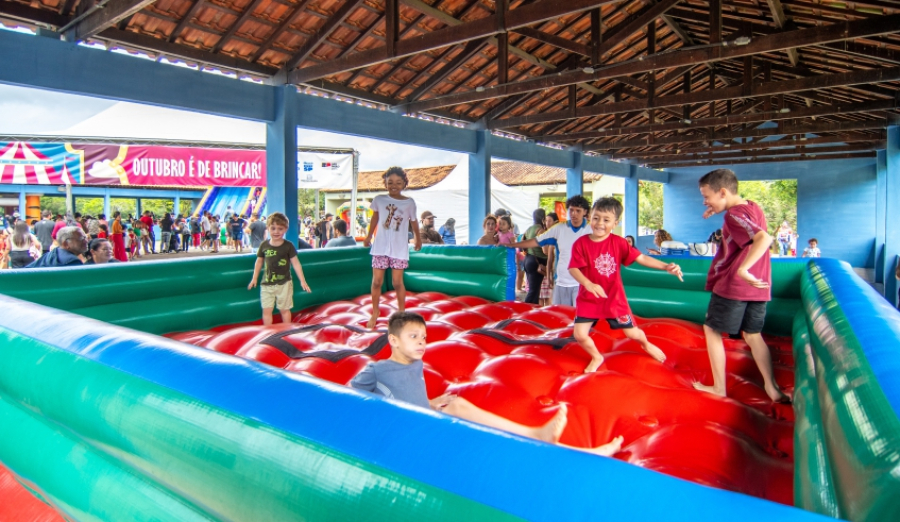 Edições especiais da Rua Mais Feliz levam cerca de 50 mil pessoas para os parques de Mogi das Cruzes